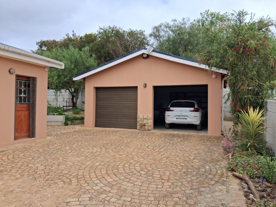 2 Bedroom Property for Sale in Bot River Avenues Western Cape